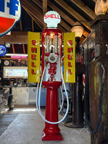 Pompe à essence Shell ouvertee
