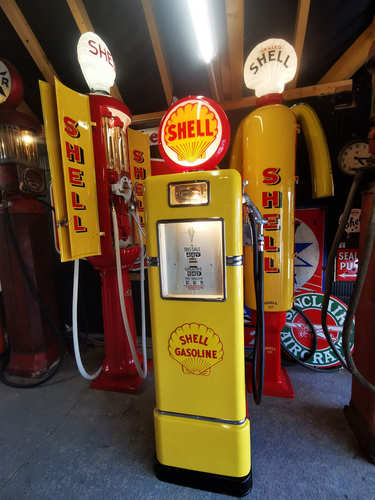 ancienne Pompe à essence américaine Caltex des années 50